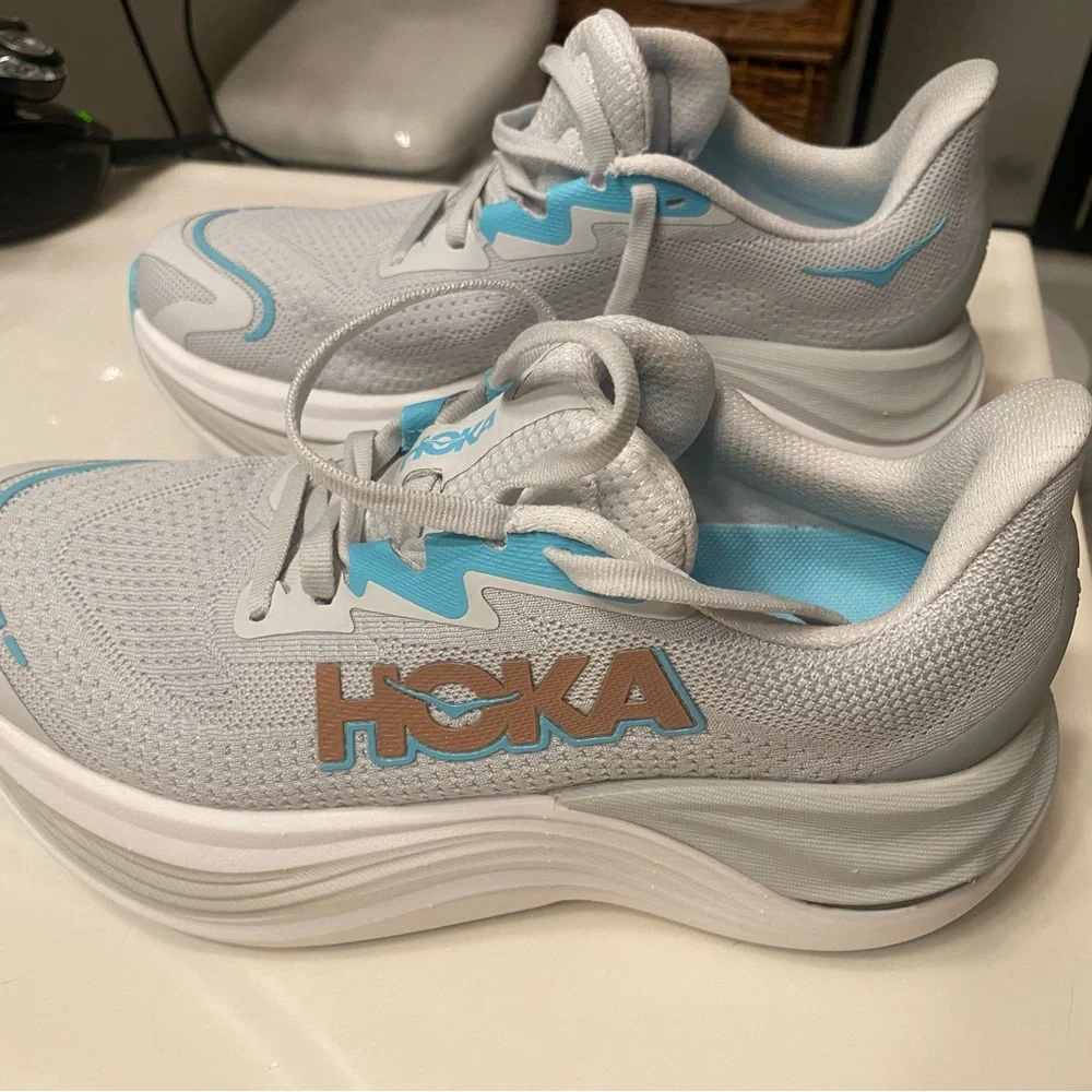 Hoka Women’s Skyward X Gray Blue Size 6 (6D) - Used 27 mi, Like New. $75 Floor - Picture 5 of 16